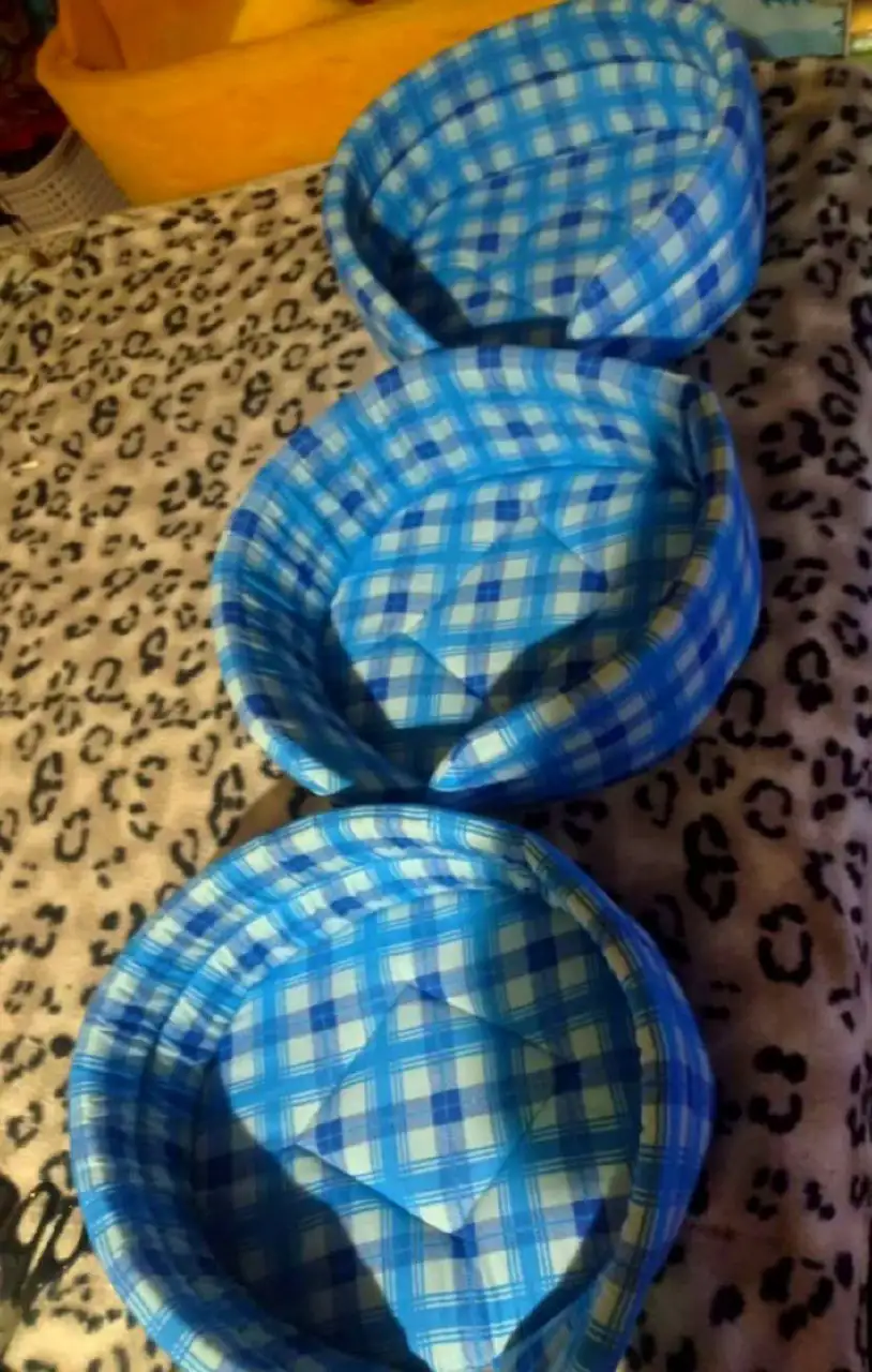 Уютные лежанки для кошек и собак ручной работы - Аксессуары для животных (Животные) в Казань