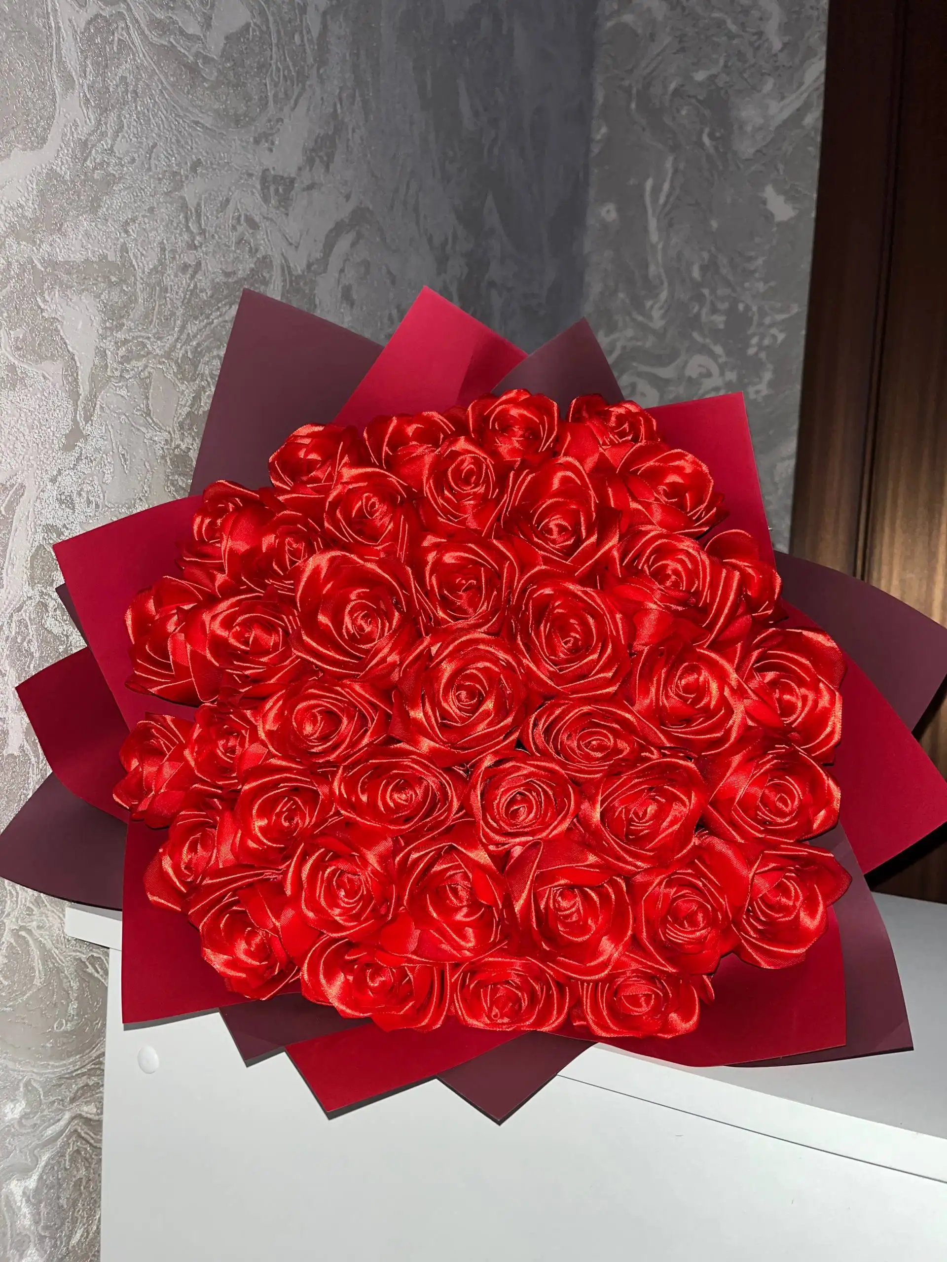 Букет из атласных роз, 39 штук - Цветы (Барахолка) в Казань