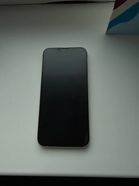Продам iPhone 13 128 ГБ - Умные часы в Казань