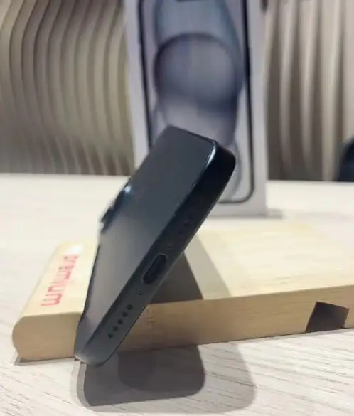 Продам iPhone 15 128 ГБ Черный - Смартфоны (Электроника) в Казань