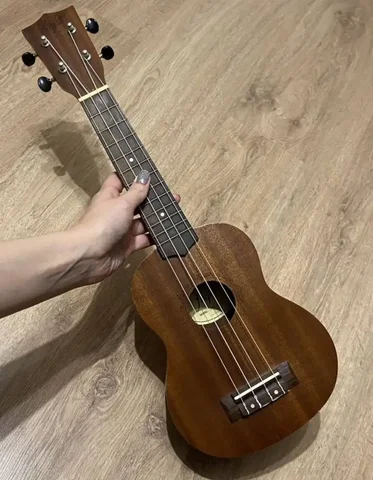 Продам укулеле Flight NUS 310 сопрано с чехлом - Кальяны и аксессуары в Казань