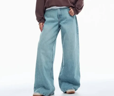 Джинсы в отличном состоянии - Вечерние платья в Казань