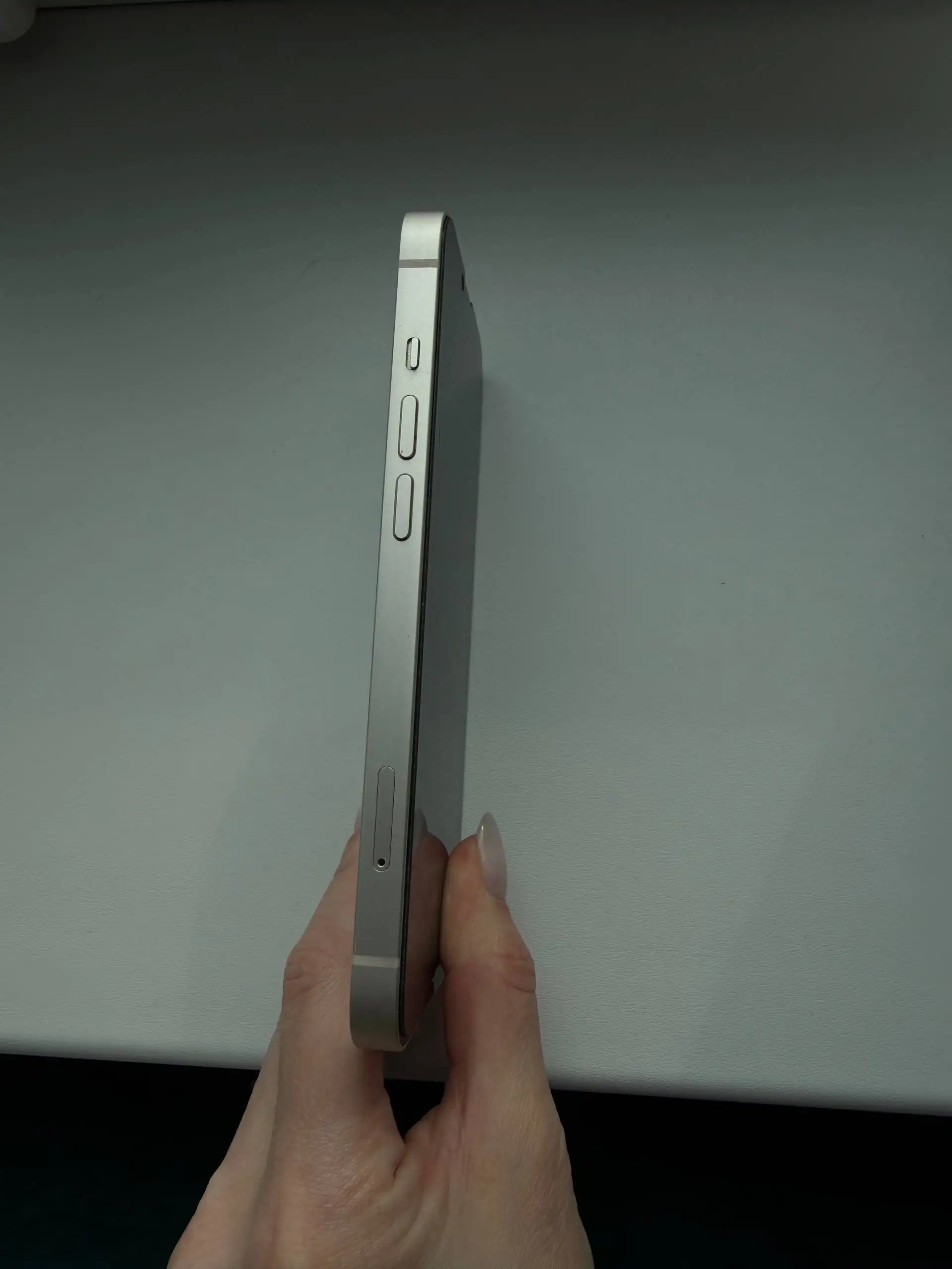 Продам iPhone 13 128 ГБ в идеальном состоянии - Смартфоны (Электроника) в Казань