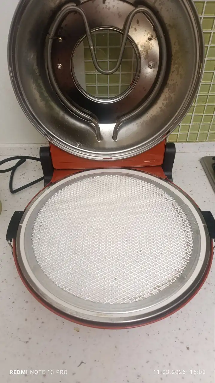 Домашняя пицца печь в идеальном состоянии - Кухонная техника (Для дома и дачи) в Казань