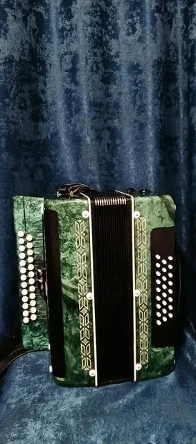 Продам советскую гармонь Беларусь в оригинале - частное объявление в Казань