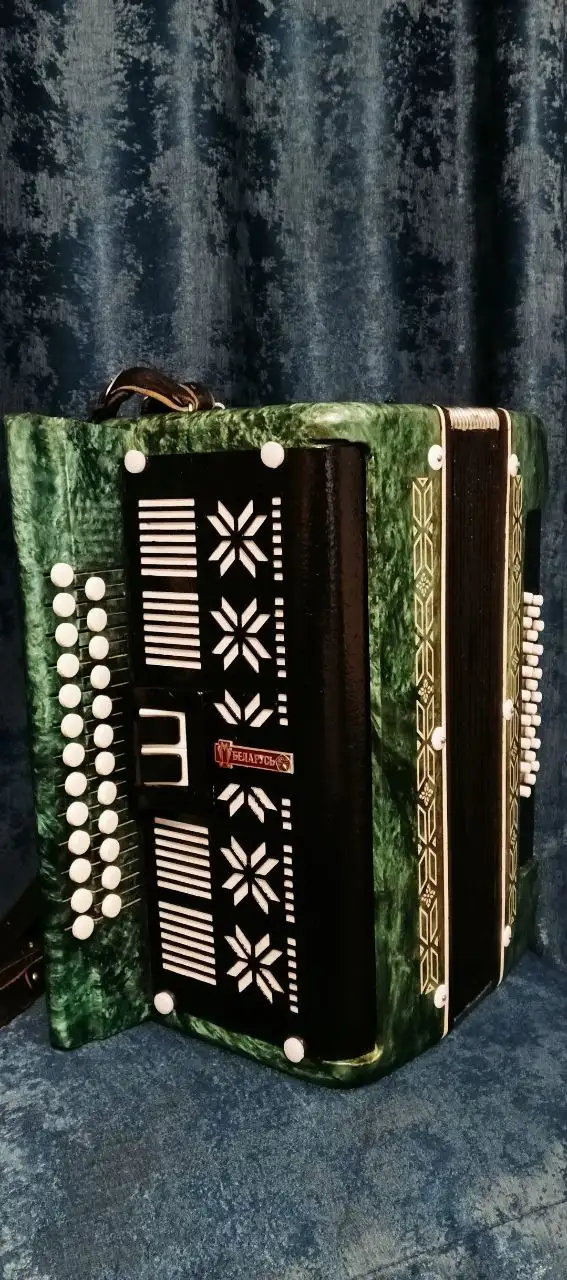 Продам советскую гармонь Беларусь в оригинале - Музыкальные инструменты (Хобби и отдых) в Казань