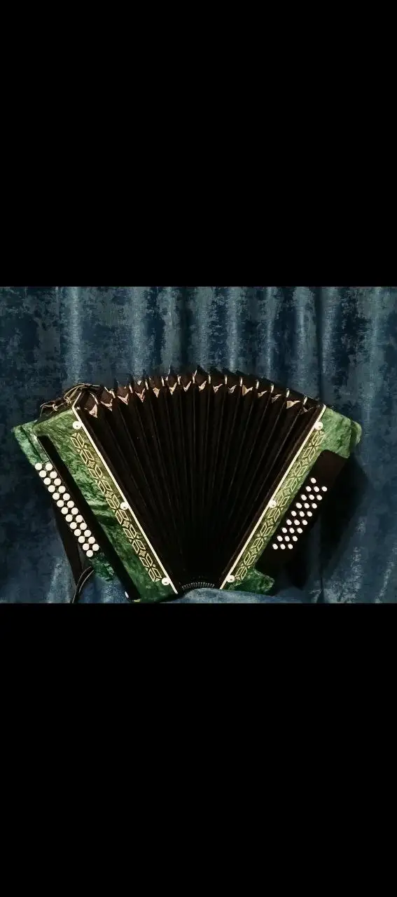 Продам советскую гармонь Беларусь в оригинале - Музыкальные инструменты (Хобби и отдых) в Казань