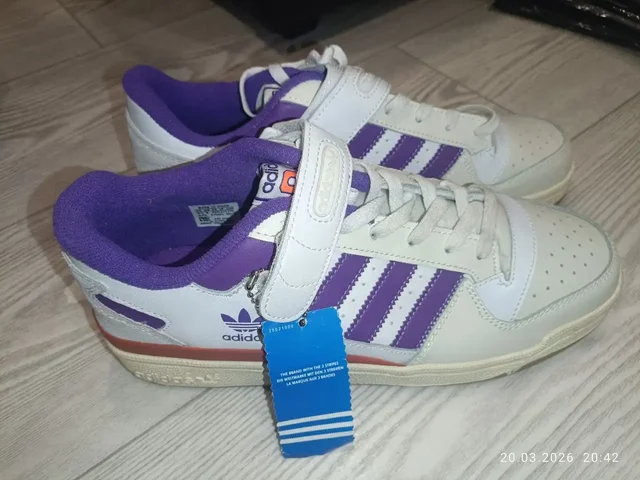 Продажа новых кроссовок ADIDAS размер 41 - Футболки/поло в Казань