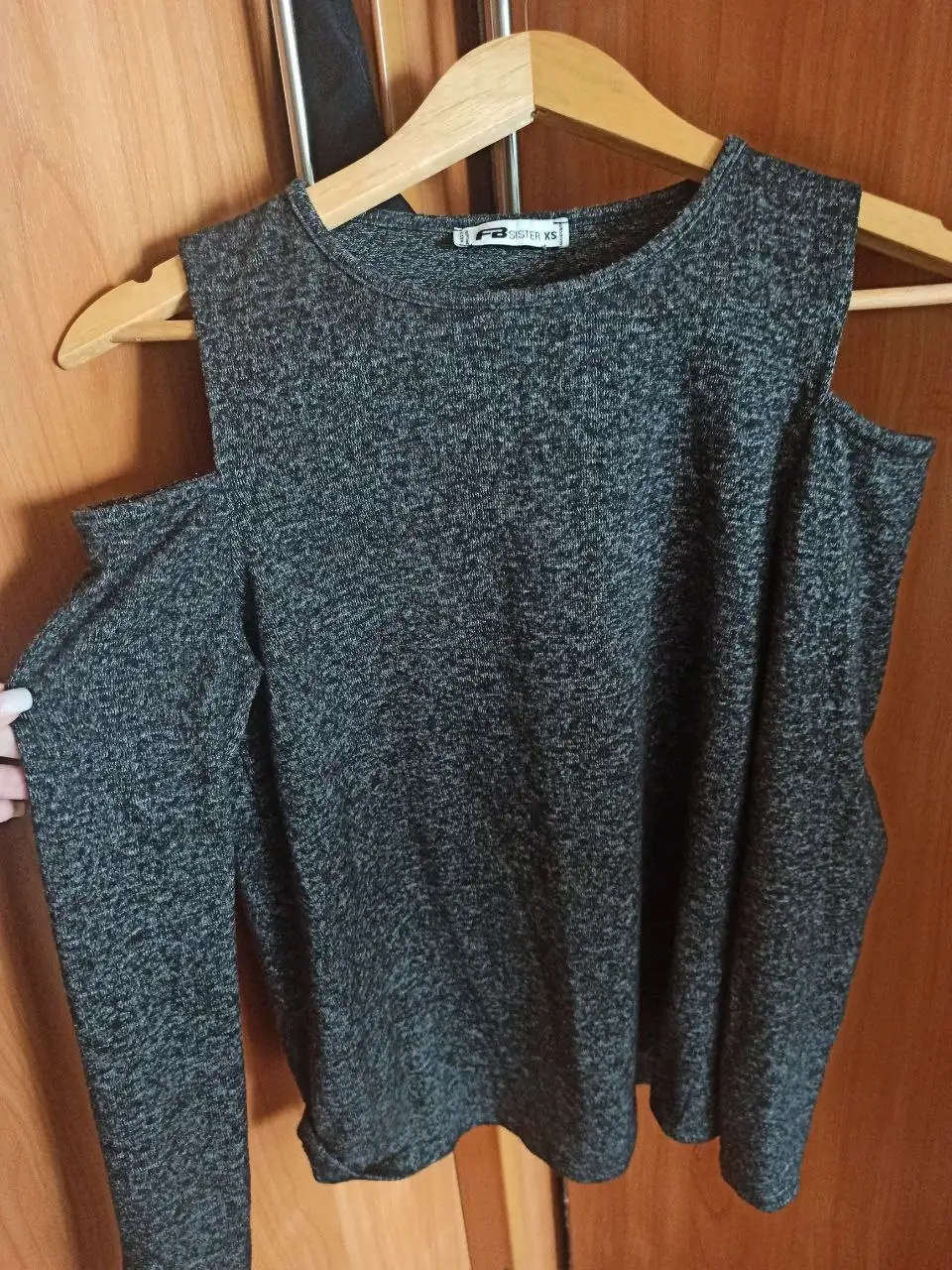 Одежда размеры 40-42 - Одежда в Казань