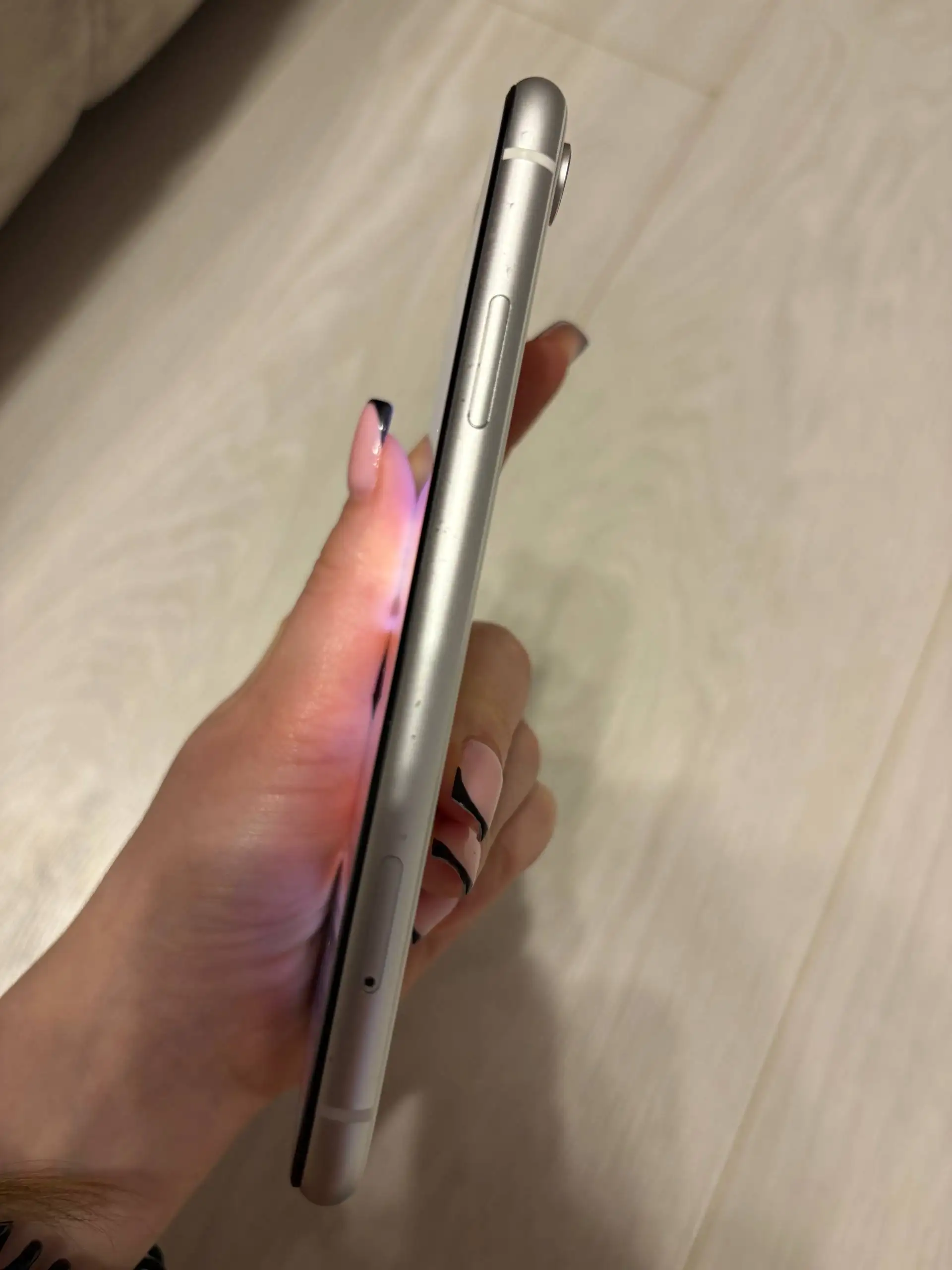 iPhone XR 128 гб с замененным экраном - Смартфоны (Электроника) в Казань