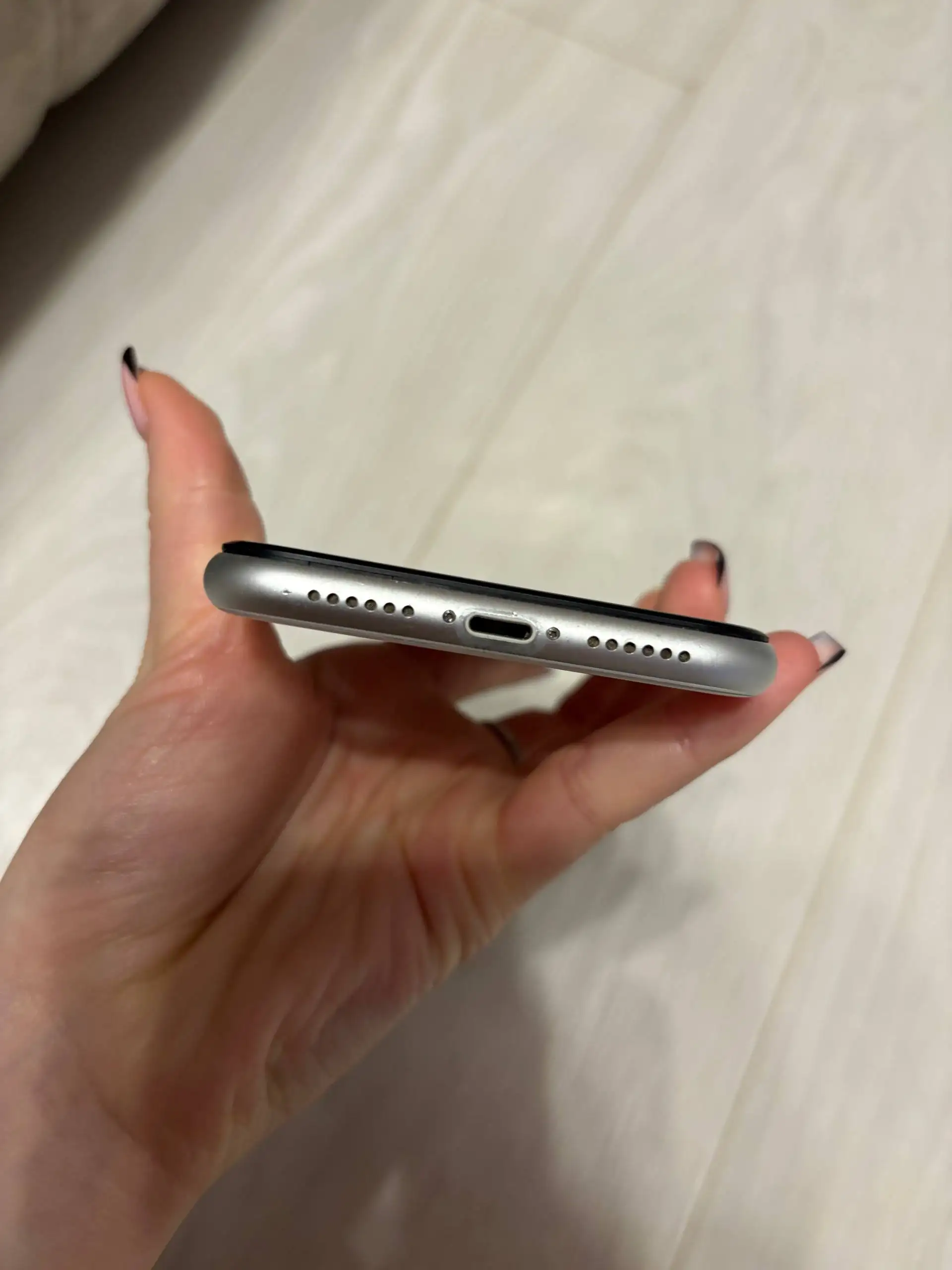 Продается iPhone XR 128 ГБ - Смартфоны (Электроника) в Казань