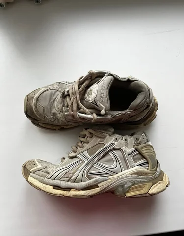 Продажа кроссовок Balenciaga Runner 2.0 - частное объявление в Казань