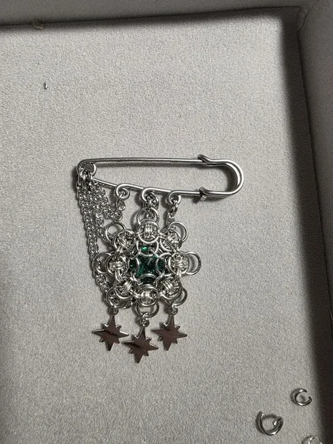 Брошь - частное объявление в Казань