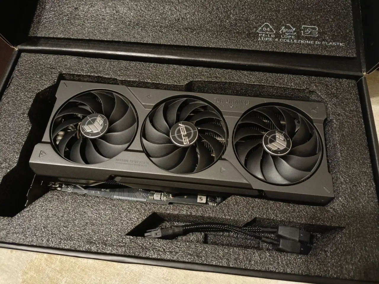 Продажа видеокарты RTX 4070 Ti Asus TUF Gaming - Компьютерные комплектующие (Электроника) в Казань