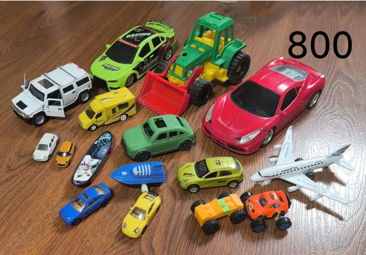 Продажа б/у детских товаров: машинки, игрушки, одежда, обувь - Товары для детей в Казань