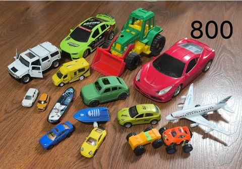 Продажа б/у детских товаров: машинки, игрушки, одежда, обувь - Товары для детей в Казань