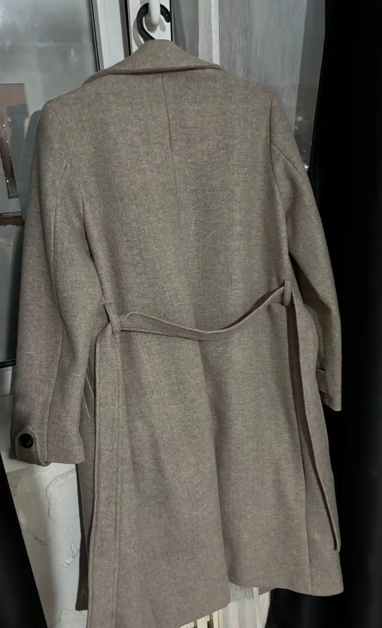 Продам женское пальто - Верхняя одежда (Одежда) в Казань