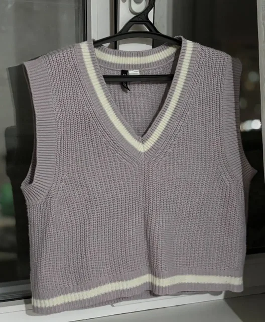 Продам вязаную жилетку - Футболки/поло в Казань