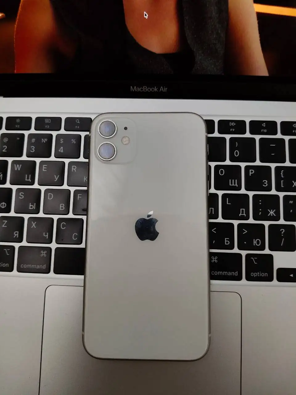 Продажа iPhone 11 128 ГБ с заменённой батареей - Смартфоны (Электроника) в Казань