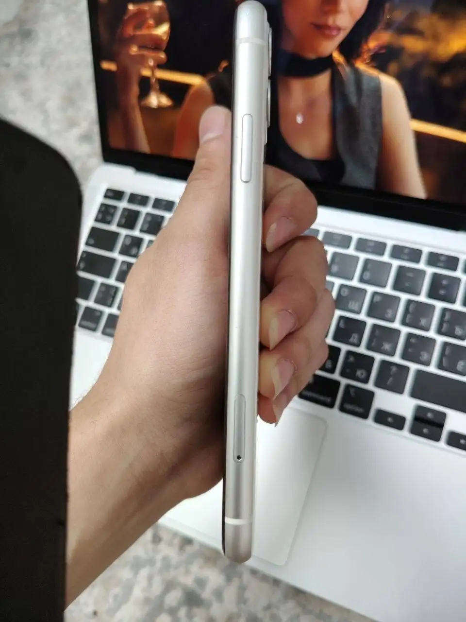 Продажа iPhone 11 128 ГБ с заменённой батареей - Смартфоны (Электроника) в Казань