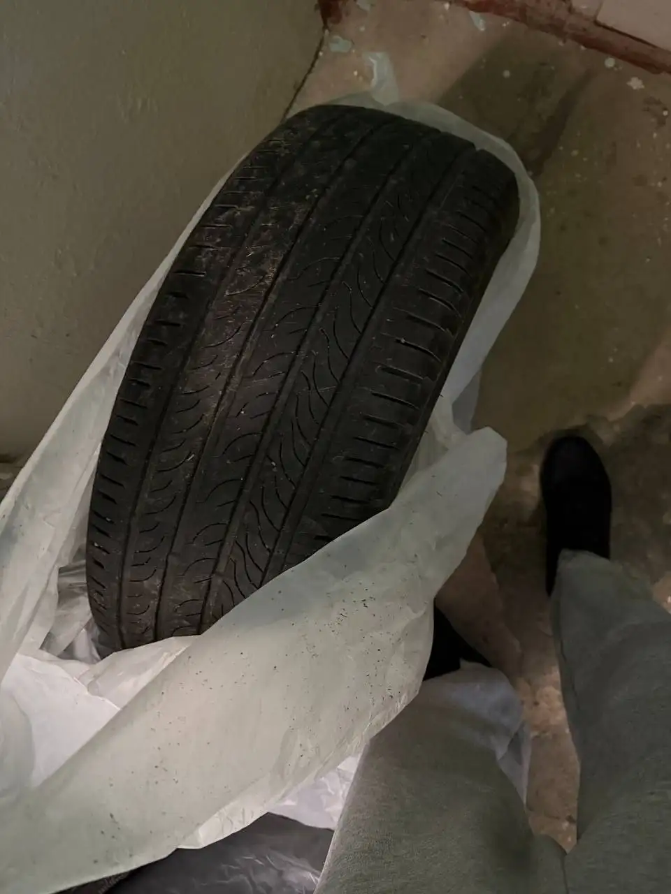 Колесные диски 18 радиус - Диски и шины (Авто) в Казань