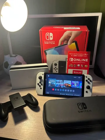 Продажа игровой консоли Nintendo Switch в идеальном состоянии с комплектом - Проекторы в Казань