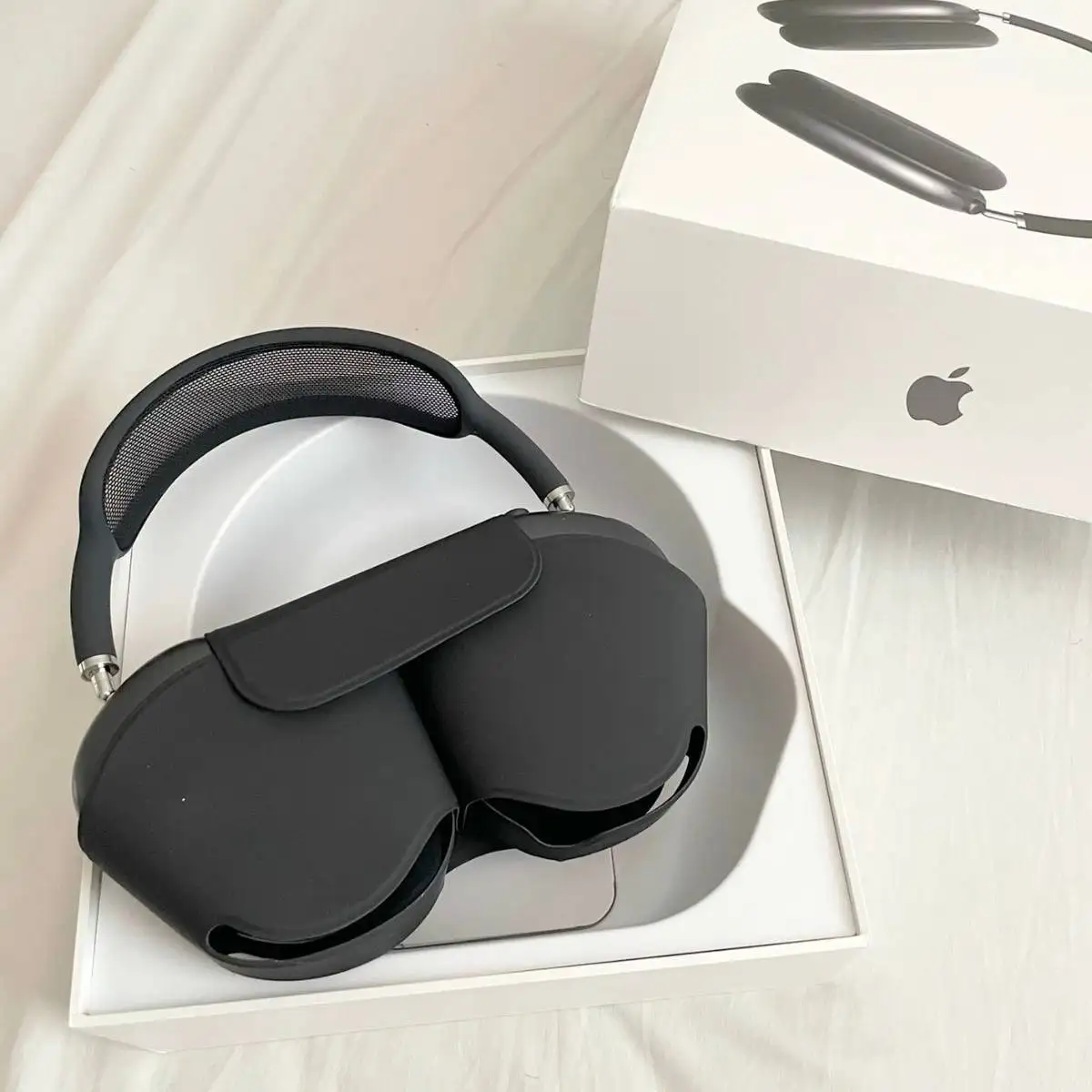 Продажа наушников AirPods Max и AirPods Pro 2 - Наушники (Электроника) в Казань