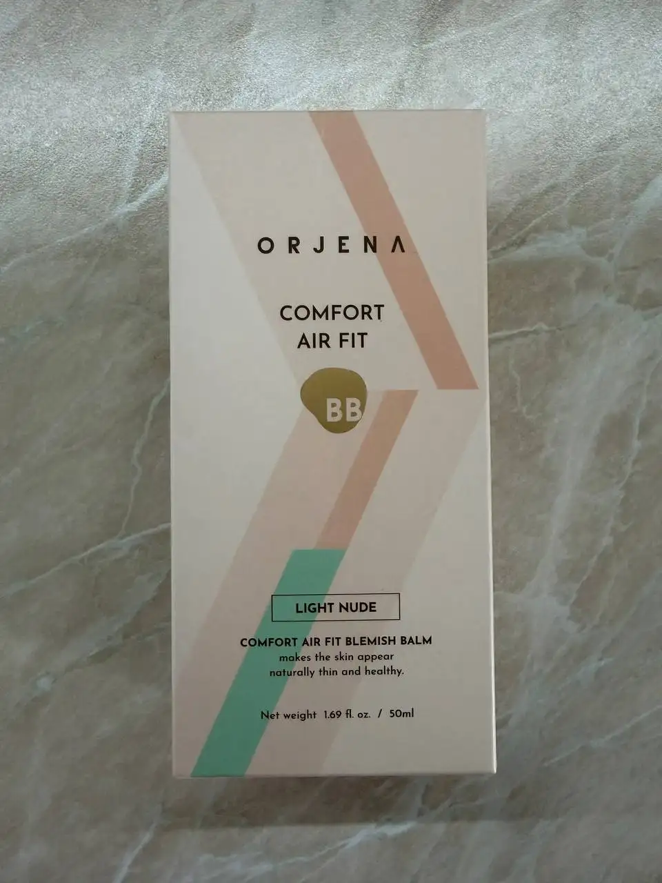 Абсолютно новый ВВ-крем - Косметика (Красота и здоровье) в Казань