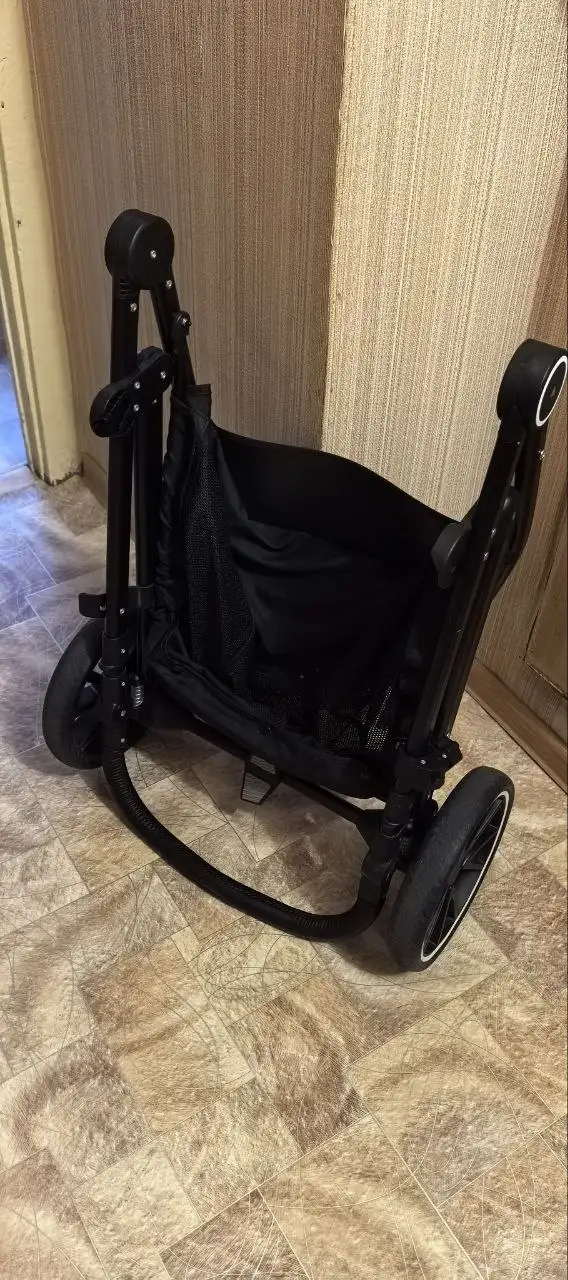 Продам коляску 2 в 1 в отличном состоянии - Коляски (Товары для детей) в Казань