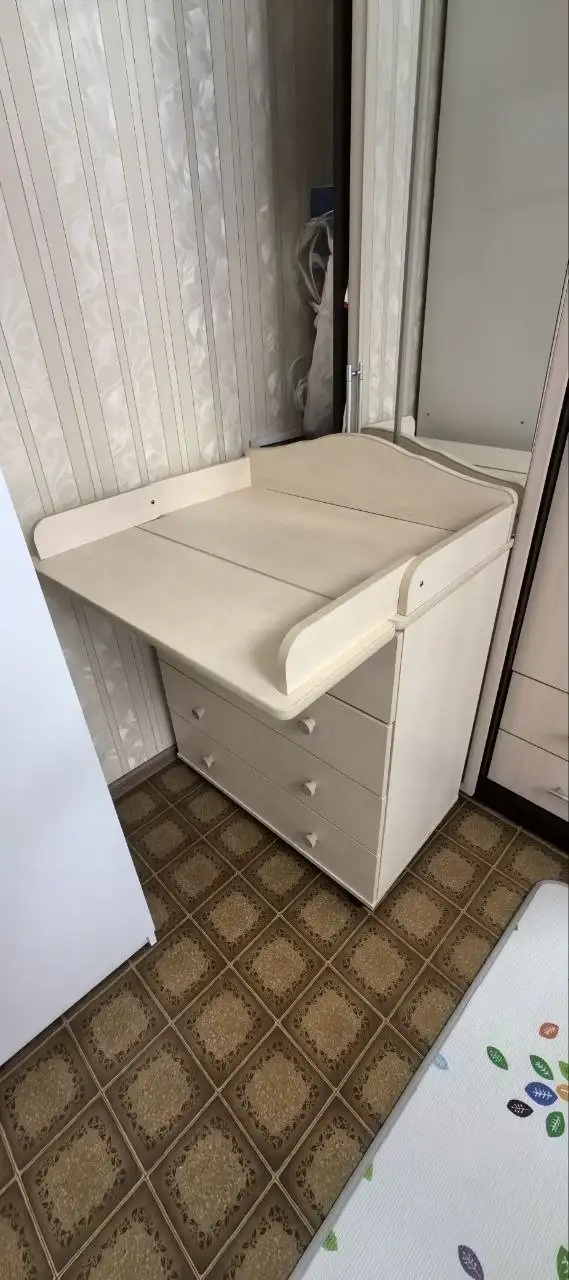 Пеленальный столик в хорошем состоянии - Пеленальные столики (Товары для детей) в Казань