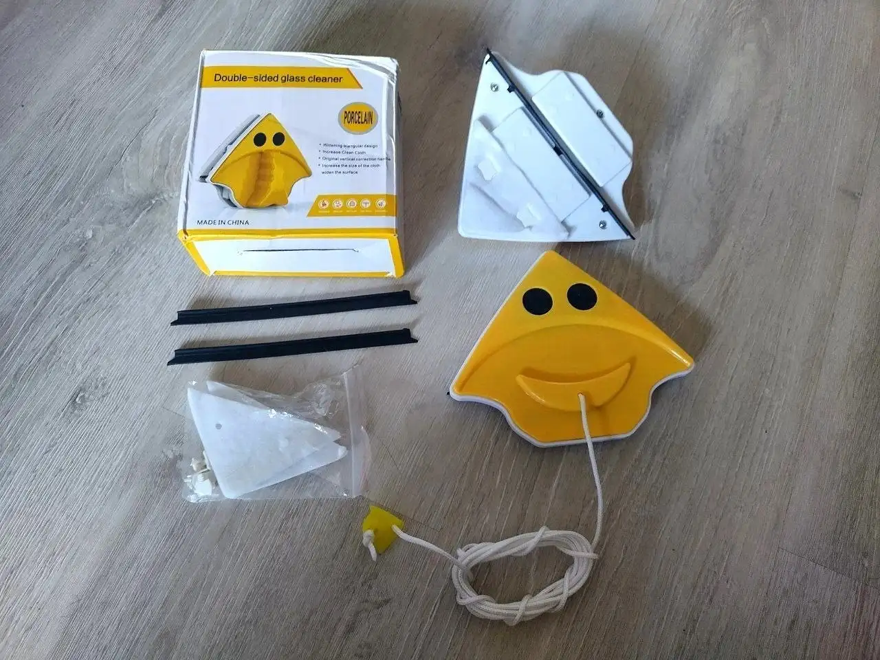 Магнитная щётка для мойки окон - Инвентарь для уборки (Для дома и дачи) в Казань