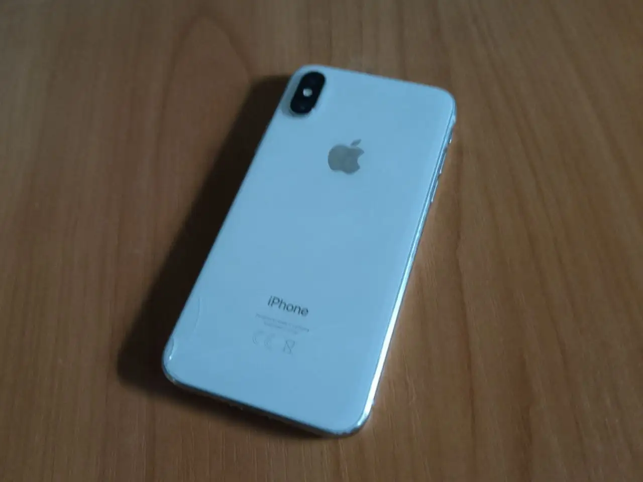 Продажа смартфонов Samsung A20s и iPhone X с повреждениями - Смартфоны (Электроника) в Казань