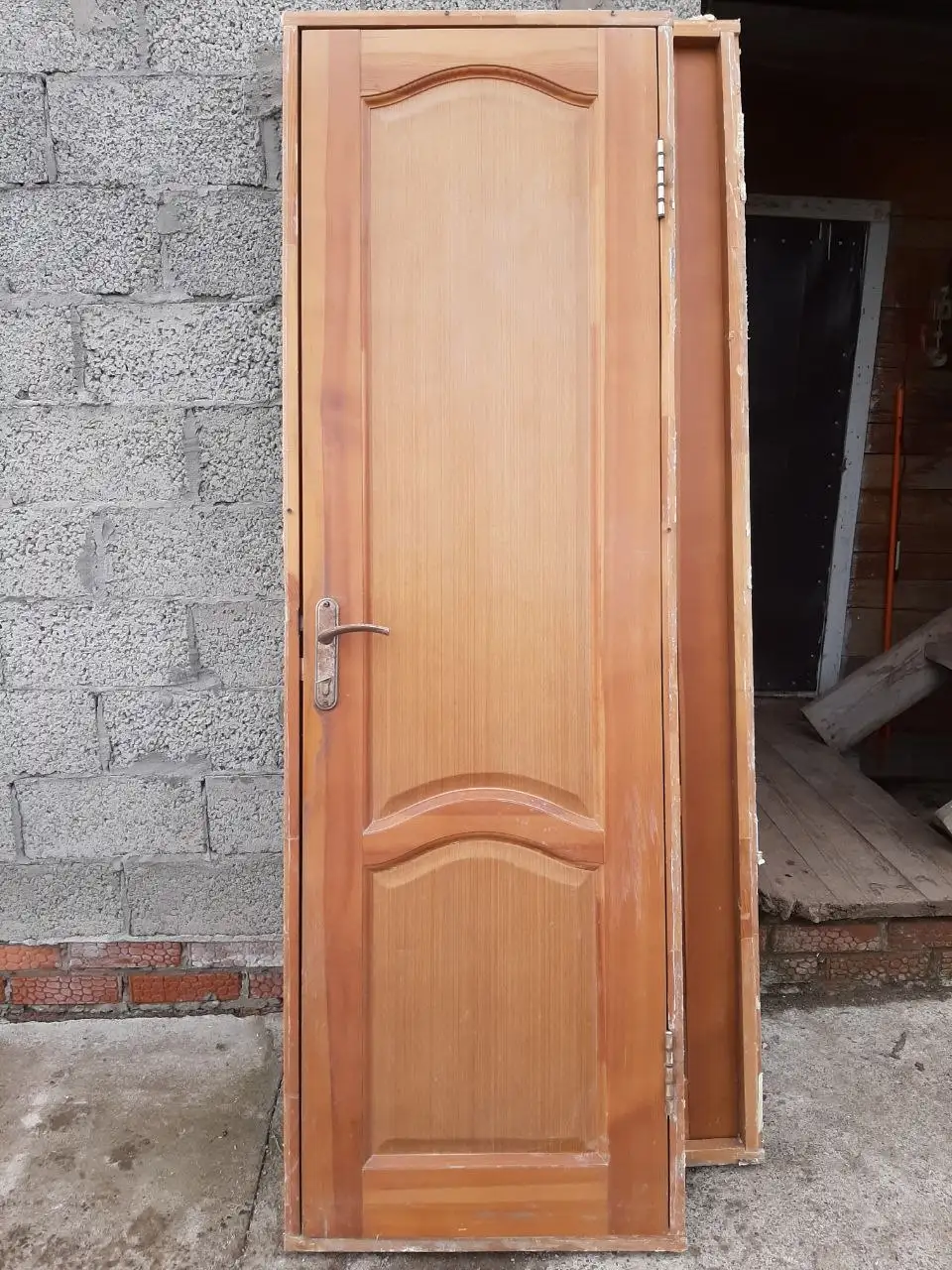 Продажа межкомнатных дверей б/у - Межкомнатные двери (Для дома и дачи) в Казань