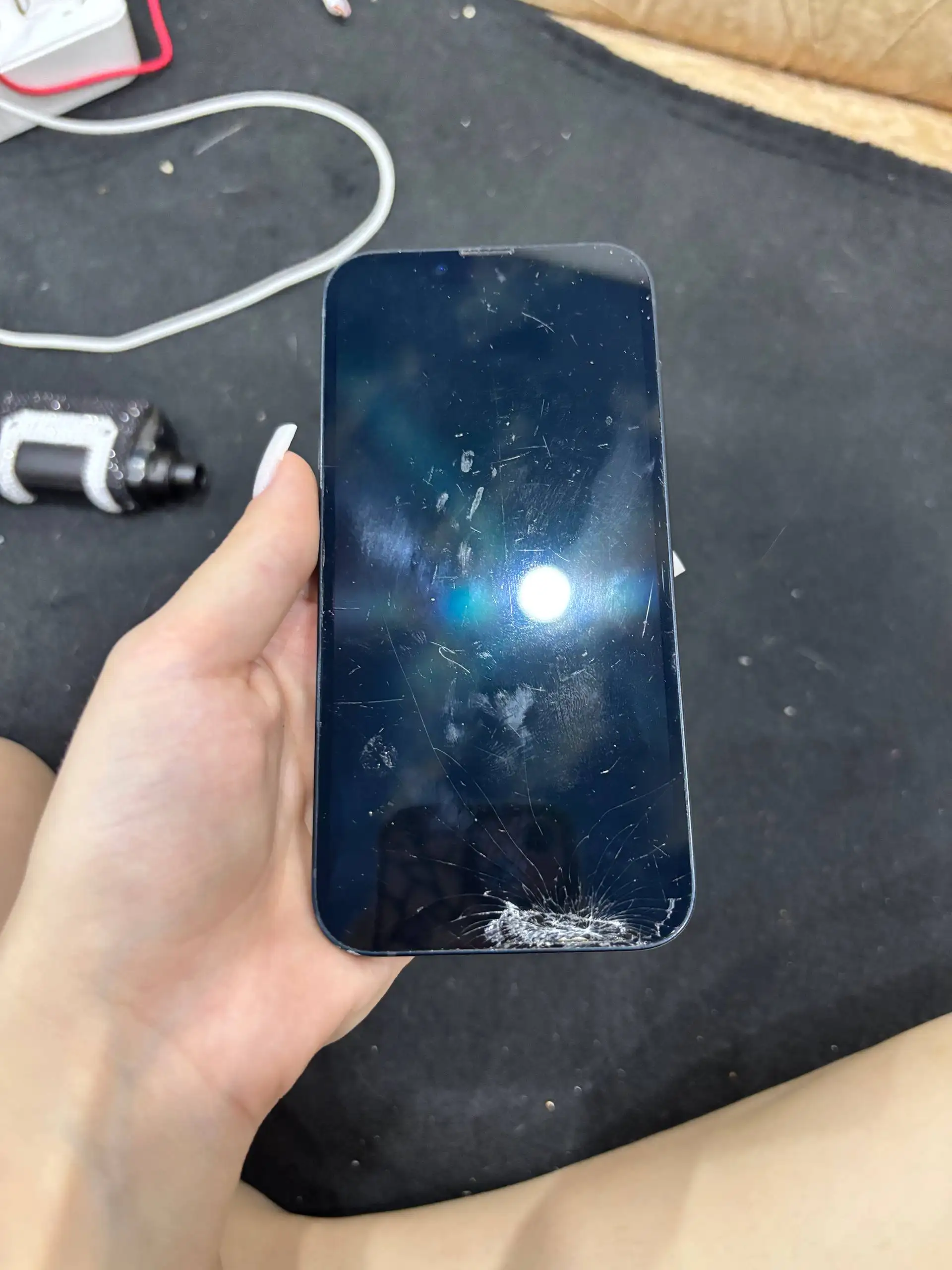 Продам iPhone 13 с неисправным экраном - Смартфоны (Электроника) в Казань