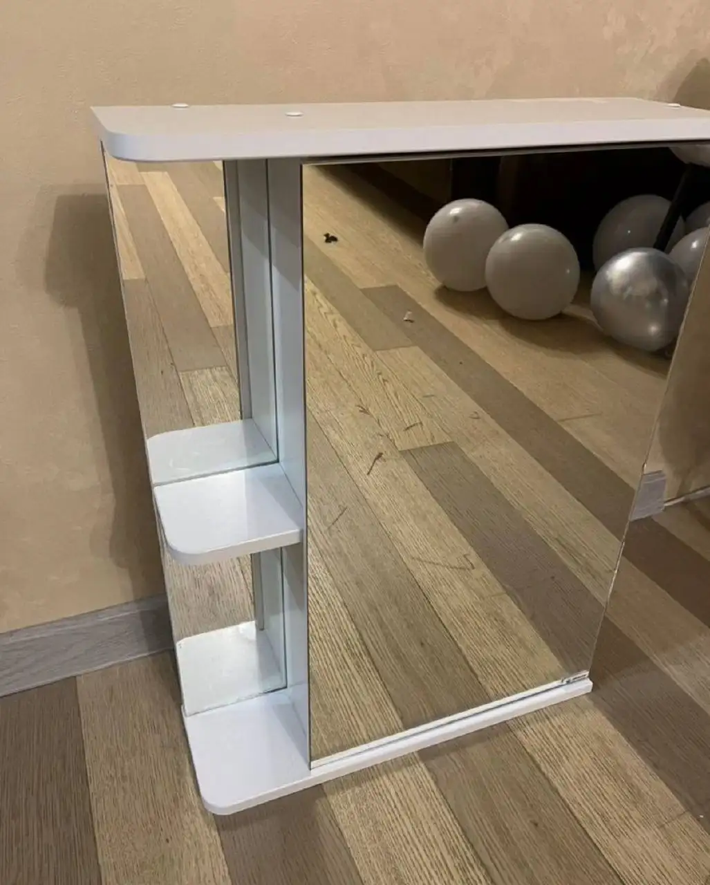 Продам зеркало б/у с дефектом - Барахолка в Казань