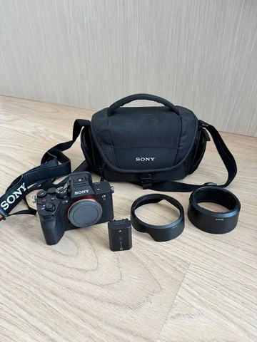 Продам профессиональную беззеркальную камеру Sony A7R V - Виртуальная реальность в Казань