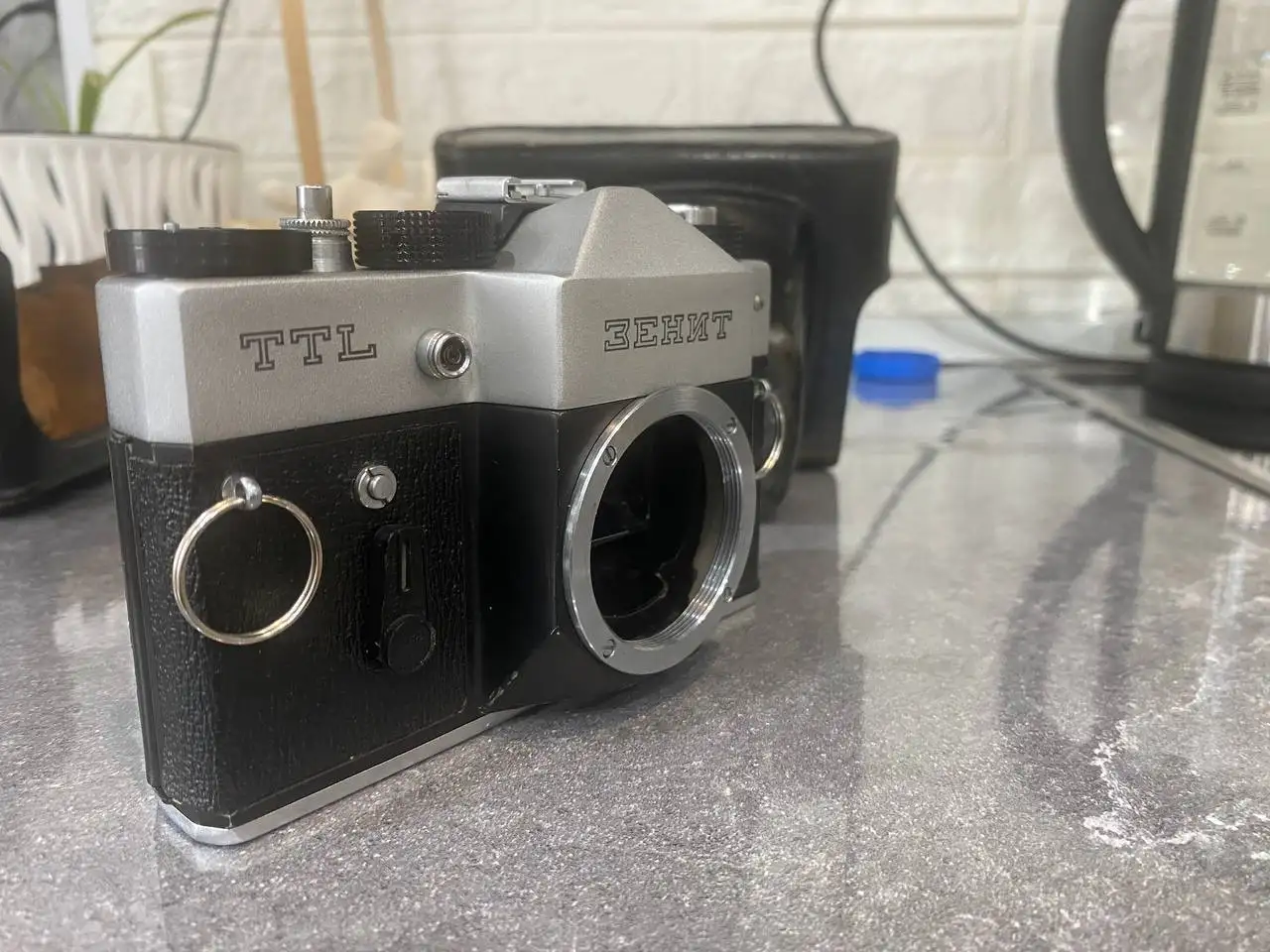 Продам пленочный фотоаппарат Зенит TTL - Фотоаппараты (Электроника) в Казань