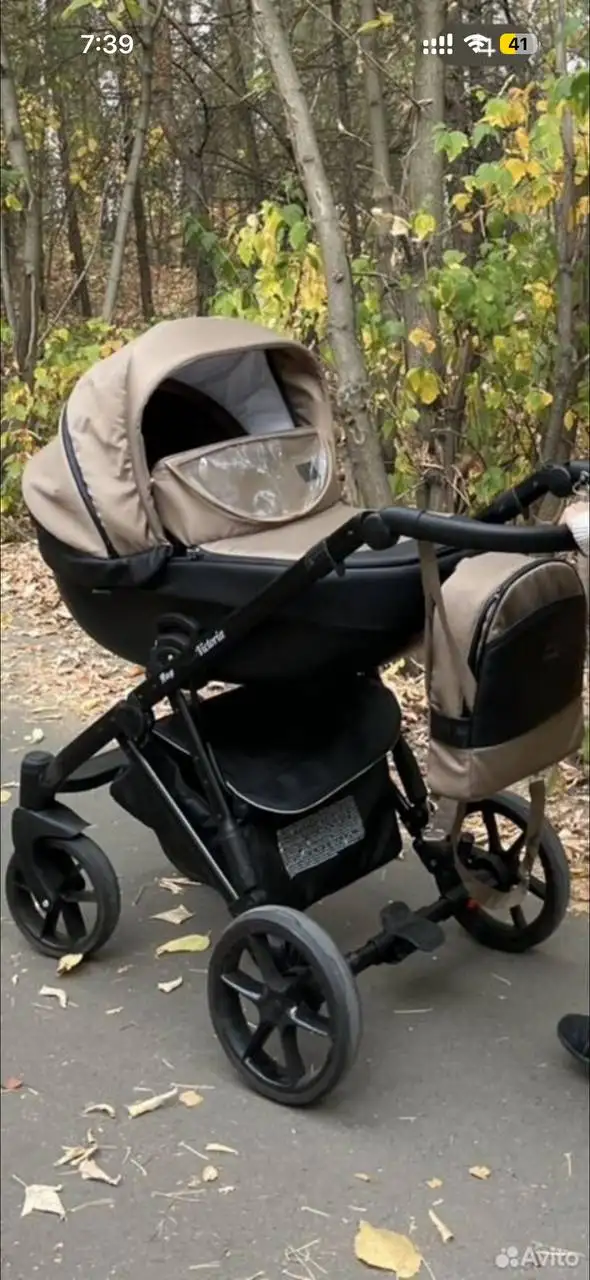 Коляска 2 в 1 и кроватка маятник с матрасом - Детские коляски и кроватки (Товары для детей) в Казань
