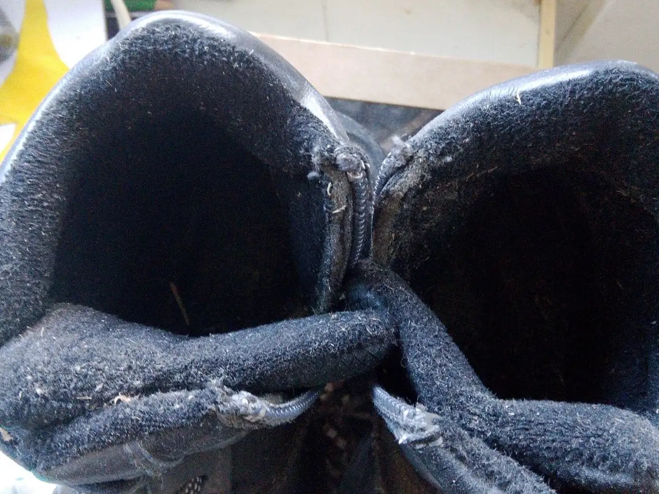 Ботинки демисезонные 28 размер на узкую ножку - Обувь (Одежда) в Казань