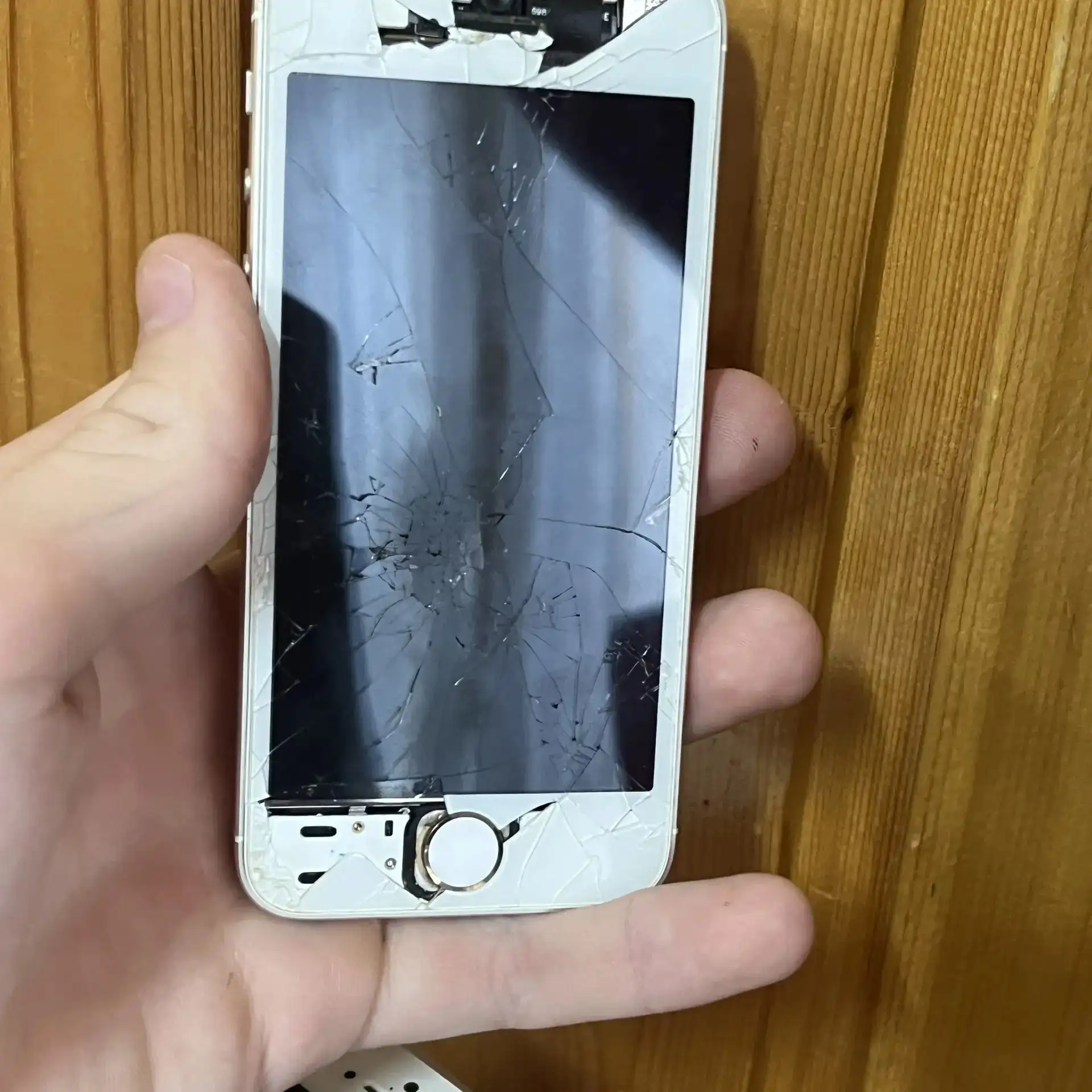 Продажа двух iPhone 5s 16GB золотых на запчасти - Смартфоны (Электроника) в Казань