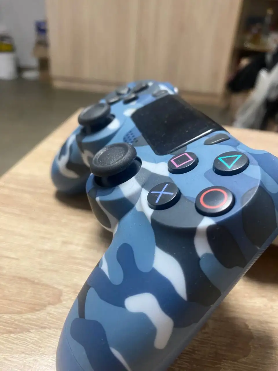 Продажа геймпадов DualShock 4 - Игровые аксессуары (Электроника) в Казань