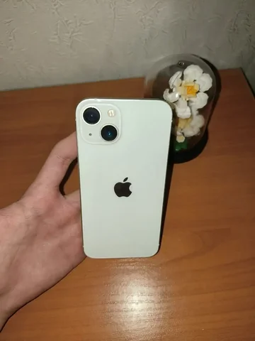 Продам iPhone 13 белый 128 ГБ - Электронные сигареты в Казань