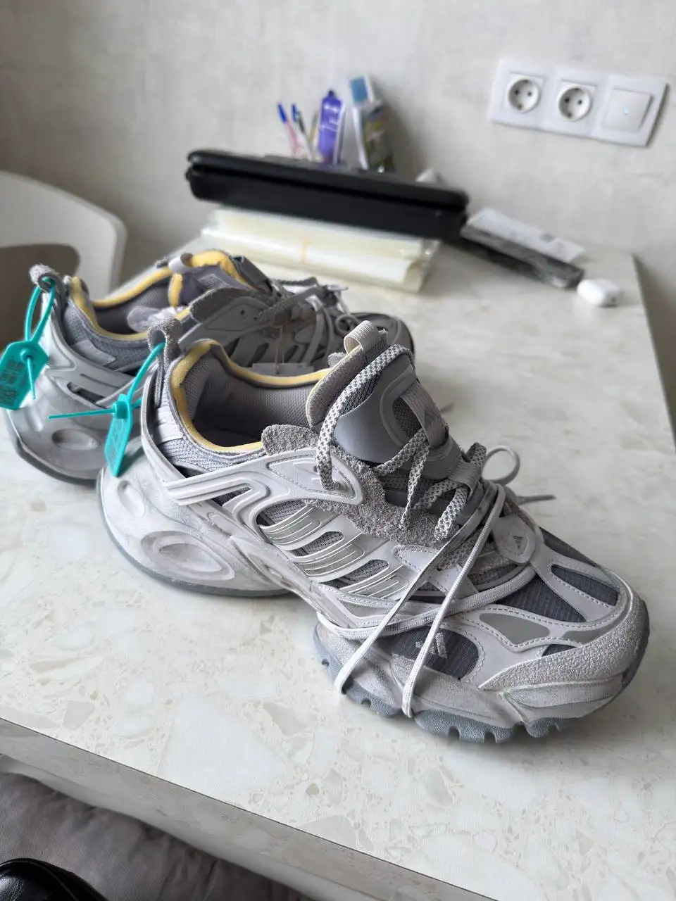 Adidas XLG Runner Deluxe Gray оригинал новые с коробкой - Обувь (Одежда) в Казань