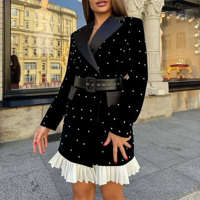 Новое платье 42-44 размера с отстёгивающимися рюшами - Пиджаки в Казань