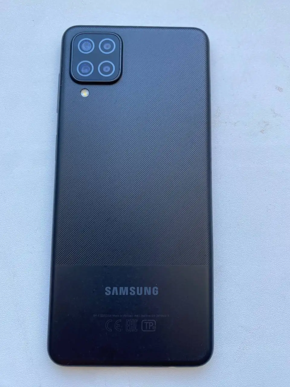 Samsung Galaxy A12 4/64 с новым экраном - Смартфоны (Электроника) в Сургут