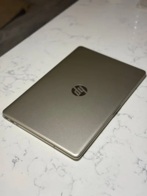 Ноутбук HP 15.6/8GB/SSD 512GB Windows 11 PRO - Электронные сигареты в Казань