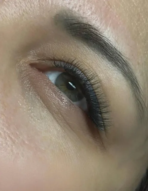 Наращивание ресниц от мастера Дарины - Аренда кальянов в Казань