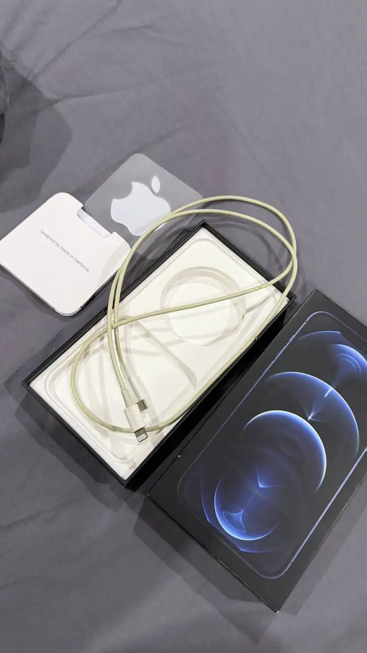 Продажа iPhone 12 Pro Max 512 ГБ синего цвета - Смартфоны (Электроника) в Казань