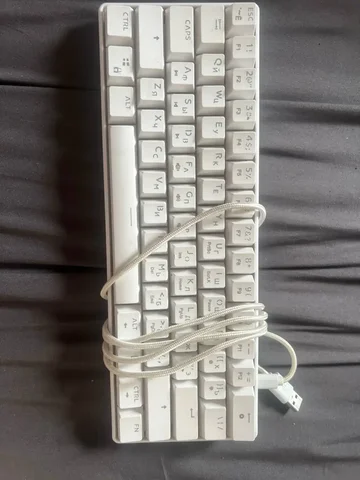 Продам механическую клавиатуру с RGB подсветкой - Компьютерная периферия в Казань