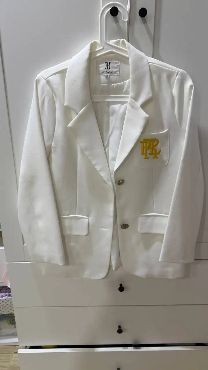 Женский пиджак новый размер М - Женская одежда (Одежда) в Казань